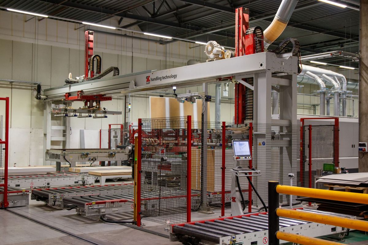 Humanoid Robots on Assembly Lines: The Next Big Shift in Car Manufacturing - Gaming iNews